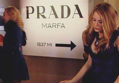 le mythique panneau Prada dans « Gossip Girl 